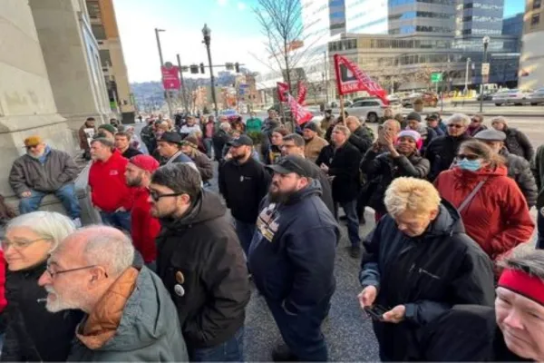 Striking CWA members at the Pittsburgh Post-Gazette and supporters