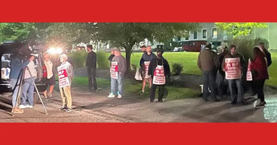 CWA Members On Strike At The Pittsburgh Post-Gazette Over Unfair Labor ...