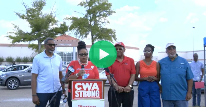 Maximus workers at a rally in Hattiesburg